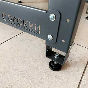 верстак small с оцинкованной столешницей и траверсами для хранения мотоколёс